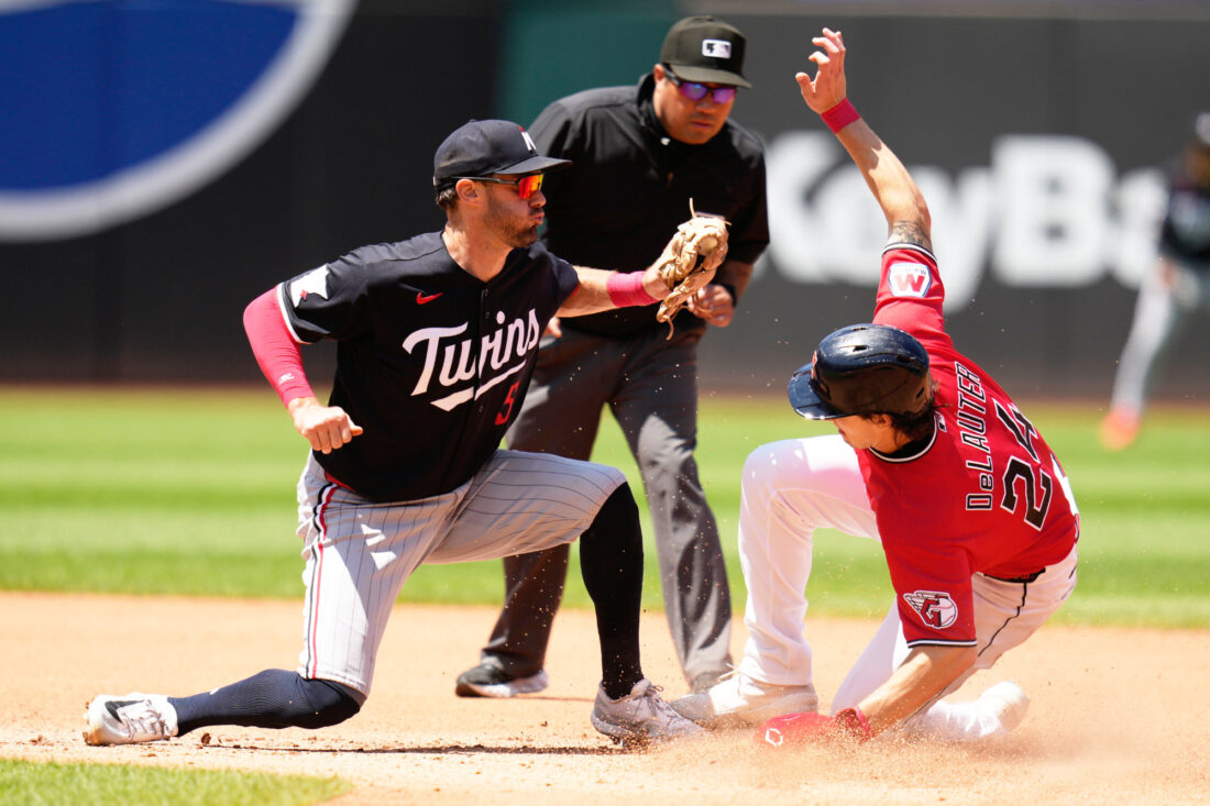 Guardians lose in extras to Twins